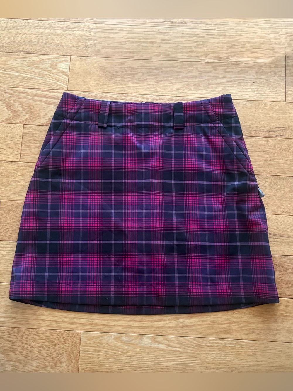 Nike Golf Skirt Women’s size 4P Plaid Dri Fit Activewear - Picture 2 of 5